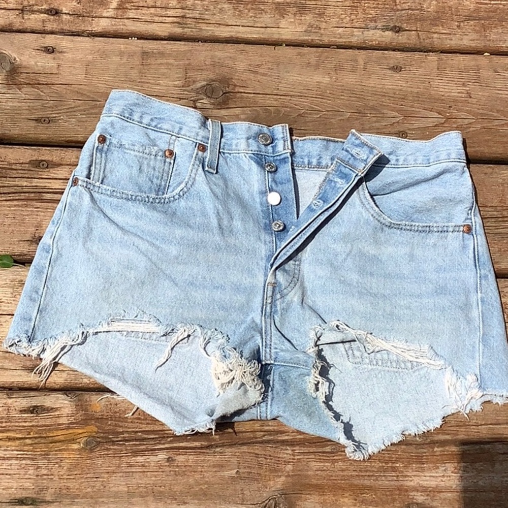 Levi’s jean shorts